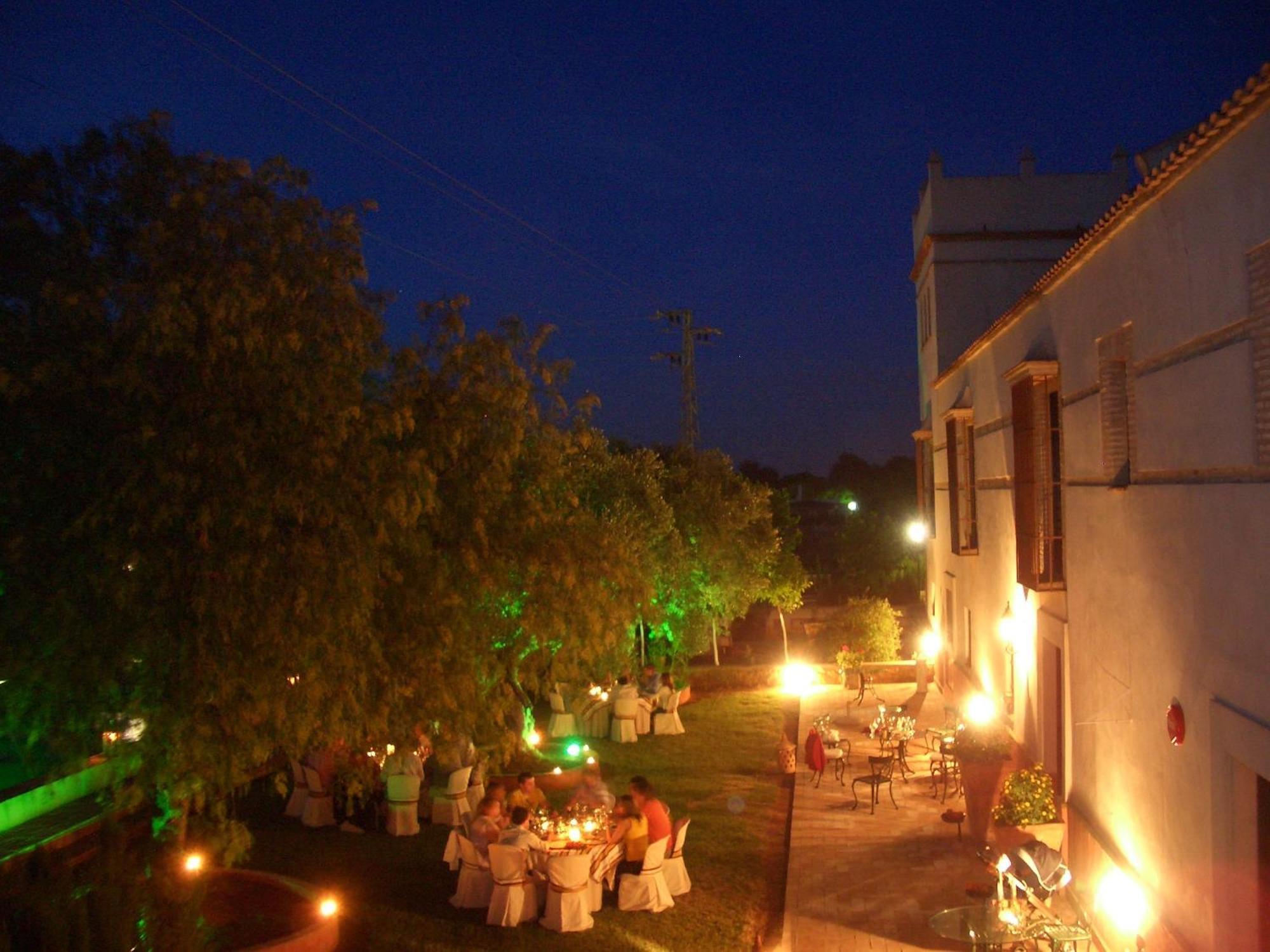 Hacienda Los Jinetes Carmona  Extérieur photo